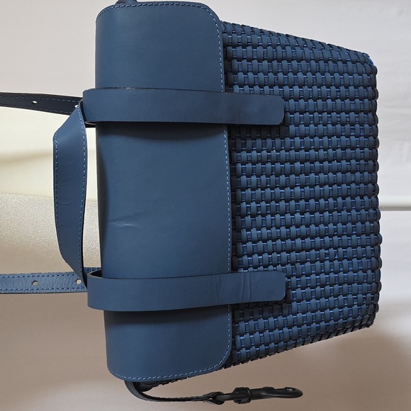 Heidi Carey Blue Woven Leather Freehand Bag. - Picture 2 of 16